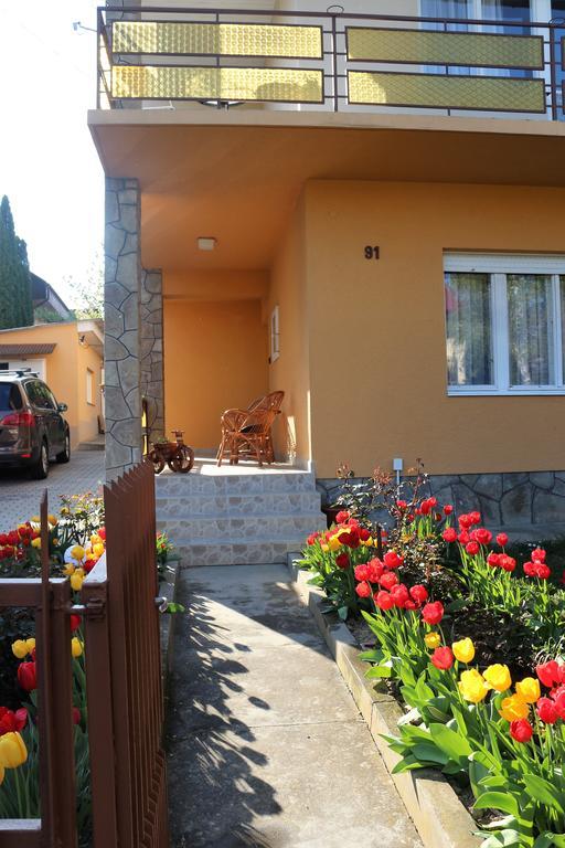 Altan Apartments Heviz Exterior foto