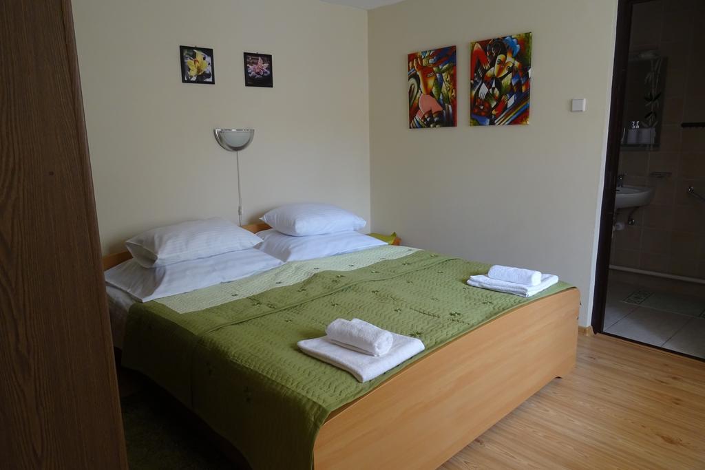 Altan Apartments Heviz Exterior foto