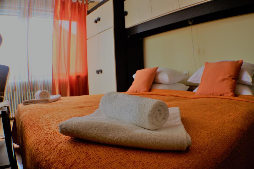 Altan Apartments Heviz Exterior foto