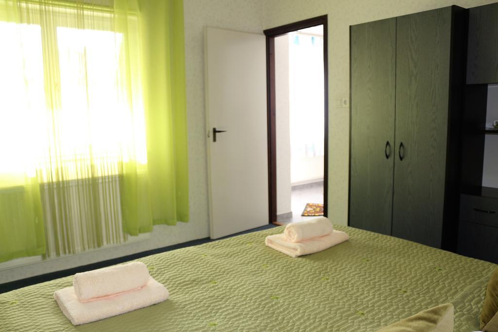 Altan Apartments Heviz Exterior foto